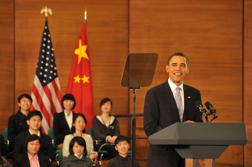 奥巴马对话中国青年:我很乐于参加上海世博会