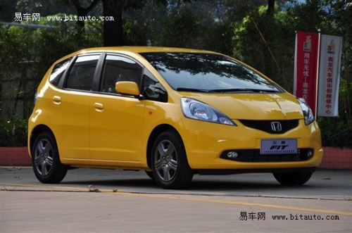 10万左右经济实惠的车_10万元左右经济实惠三厢车导购推荐