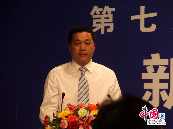 首页 新闻中心 滚动新闻 正文    本溪市旅游局局长何庆伟摄影/张虎