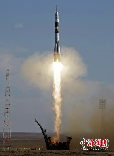 飞船发射成功的时间 7RKBQS6D_1.jpg
