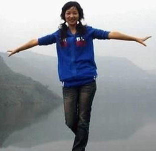 地震救学生牺牲最美<em>女教师</em>误成不雅照主角(