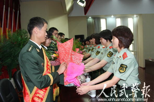 武警黄金部队先进典型巡回报告引良好反响