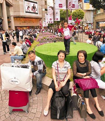 8月237万内地客访港创新高 阿珍事件未见影响