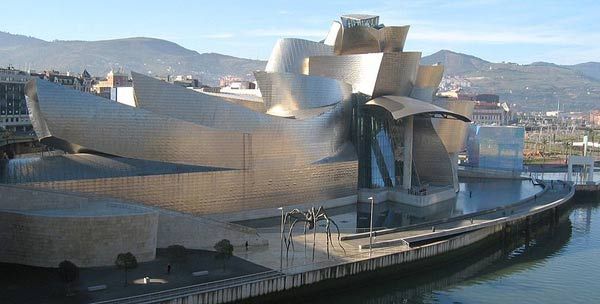 1,西班牙毕尔巴鄂古根海姆博物馆(the bilbao guggenheim museum)