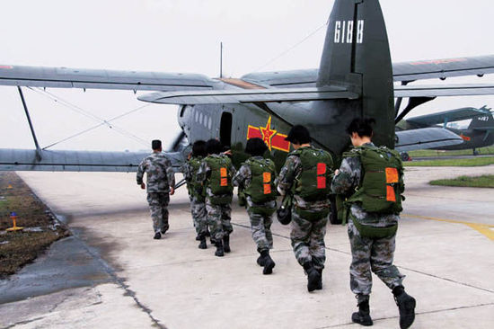 盘点中国<em>女兵</em>魅力榜_中国<em>女兵</em> 国防大学 <em>首长</em>
