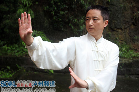 新秀展锋芒 访八卦掌第五代传人黄国宴(组图)_