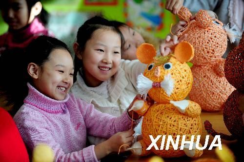 #<em>绳艺</em>虎迎新年(图),<em>绳艺</em> 二小 新年 - 滚动新闻