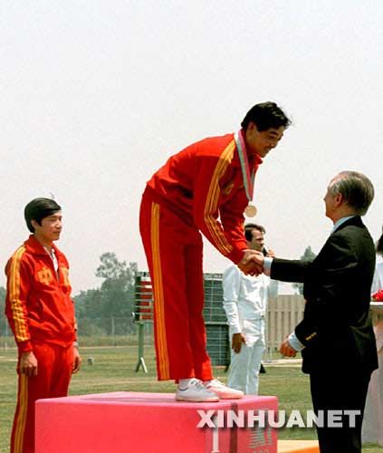 萨马兰奇和中国第一枚奥运金牌(图),奥运金牌 
