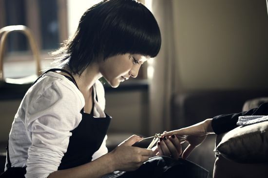 额完成任务 三位导演轮番曝料_周迅 彭浩翔 指甲刀