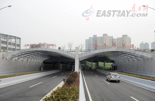 军工路隧道东线28日通车 西藏南路隧道小年夜