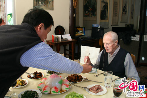 著名翻译家沙博理95岁华诞:一场特别的生日聚