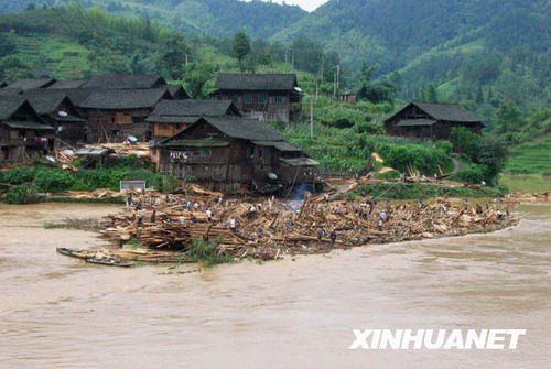 三江县城人口_广西旅游 三江程阳风雨桥(2)