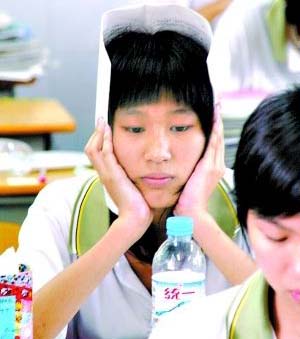 提醒学生慎选自考学院贪暴利自考招生成 唐僧