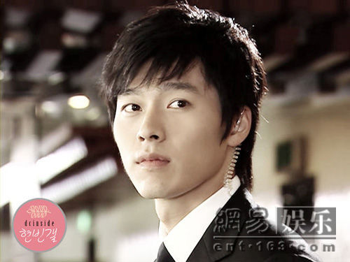 可爱三石变身黑道老大 玄彬新剧血雨腥风