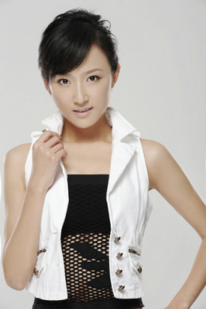 《<em>属羊的</em>女人》热拍 刘佳佳富贵不再刁钻依旧