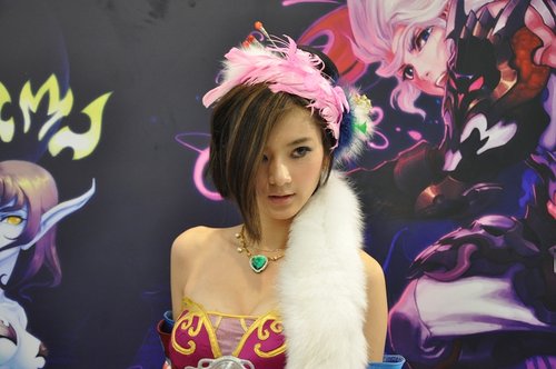 《qq封神记》妲己现身 美艳不可方物_qq封神