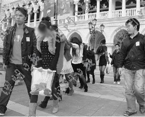 澳门警方开展大规模扫黄行动 抓获百名内地卖