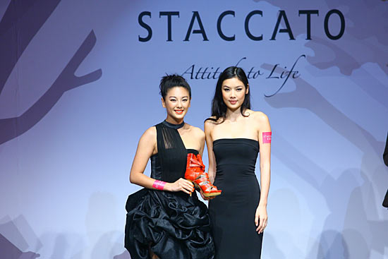 思加图携手乐基儿献演秋冬鞋履秀,秀场传真 T台 - 滚动新闻 - 温州网