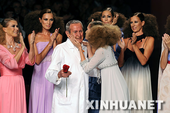 埃利奥贝拉涅尔作品亮相马德里时装周,秀场传