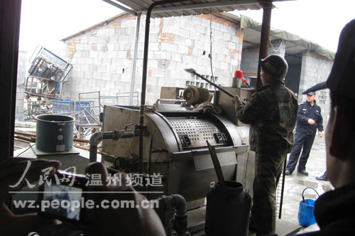 灵昆镇6家非法水洗厂被强制关停 ,人民网 温州