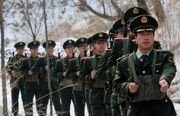 “动脉”畅通 武警忻州支队确保京原铁路隧道安全_<style type="text\/css_滚动新闻_温州网