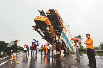 中央气象台强天气预报中心副主任周庆亮介绍