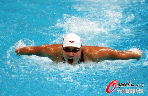 全运会女子200米蝶泳刘子歌超世界纪录夺金