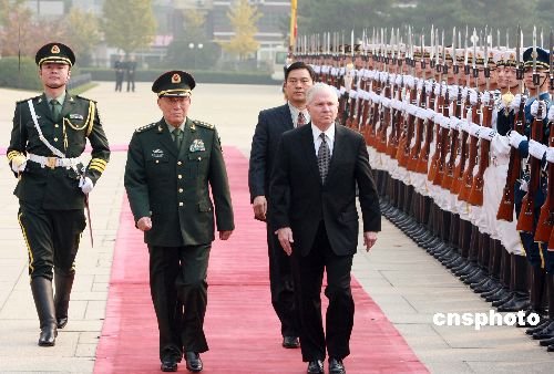 中华人民共和国中央军委副主席,国务委员兼国防部长曹刚川在北京举行