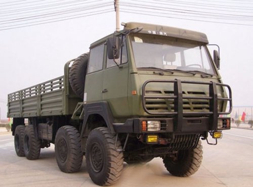 中国军工生产的中型军用卡车