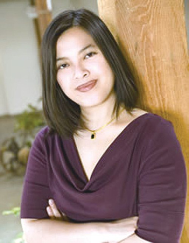 美华裔作家获奖英文小说将在加拿大出版发行_