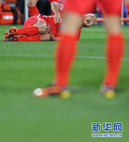 世界杯朝鲜队前锋郑大世受伤,