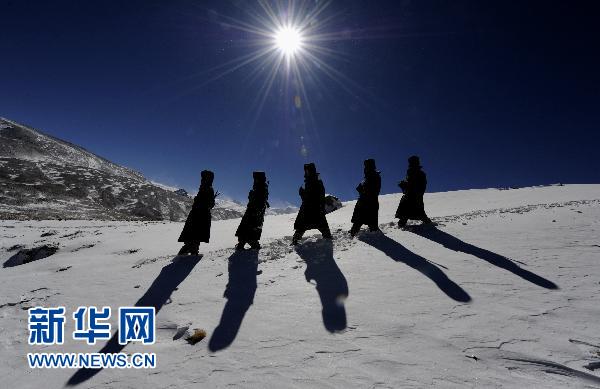 西藏公安边防部队一线执勤见闻