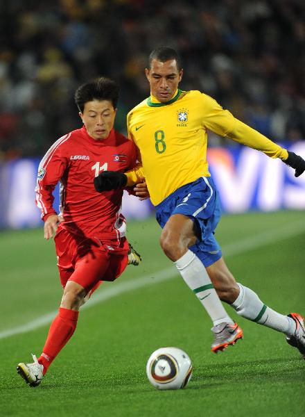 G组:巴西对阵朝鲜[组图],巴西 朝鲜 球员 对阵 世