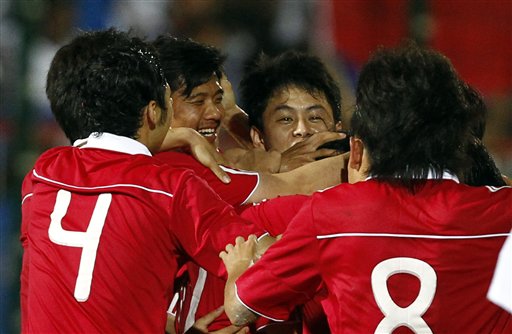 世界杯热身赛:邓卓翔任意球绝杀 国足1-0胜法国