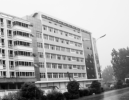 写字楼装修_写字楼人均面积标准(2)