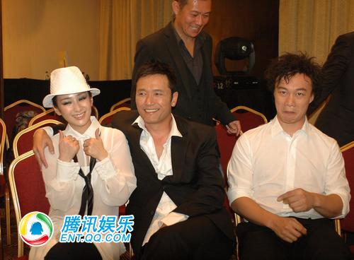 刘德华携手黄日华和苗侨伟,汤镇业及陈奕迅,黄奕主创演员齐齐出席