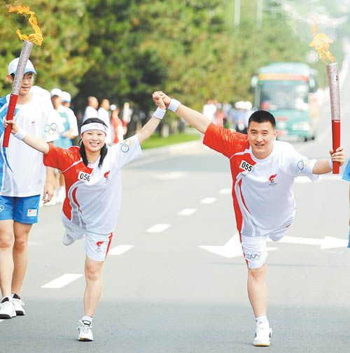 绘画奥运火炬手,火炬手,火炬手宋丹丹(第13页)_大山谷图库