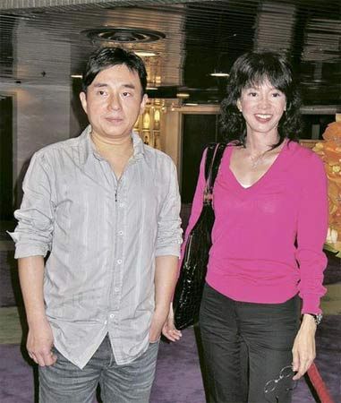 传郑裕玲宣布与吕方分手汪明荃表示不知情