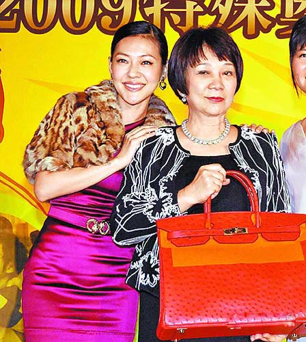 小s献65万爱马仕包收买婆婆不忘搞笑亏亲娘