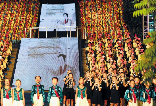 昨晚"童心向党—杭州市中小学生庆祝建党90周年千人诵读童谣活动"