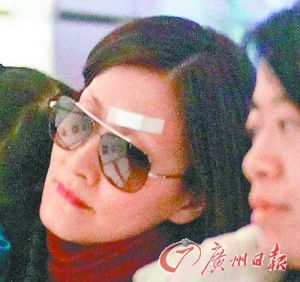 陈慧珊遭遇家暴?满面伤痕躲记者(图)