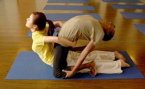 专家推荐提高性快感的瑜伽动作 快来学学吧