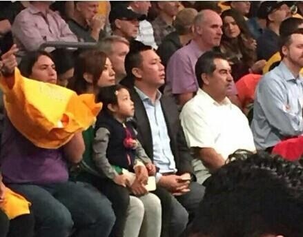 ��ޱһ�Ҹ�����սNBA С���±���רע��̬�ɰ�