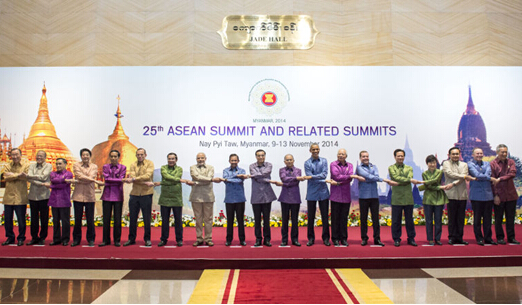 ��������΢��ͷ����̫���⽻�������й���Ӱ