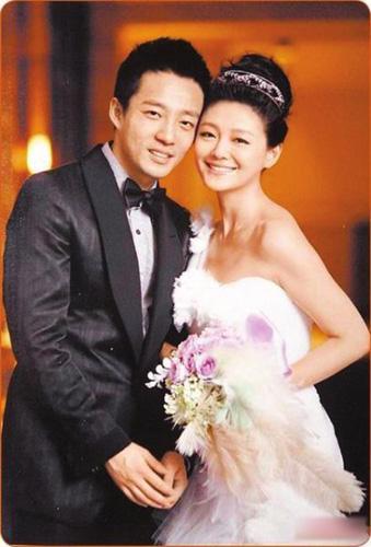 汪小菲自嘲加入怕太太俱乐部:家里的事大s都对