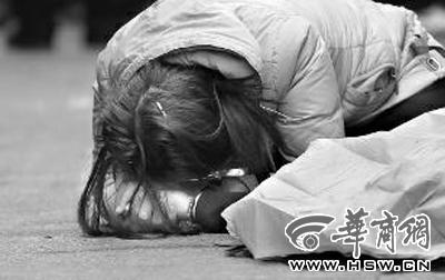 16岁女孩跳楼当场死亡 或因恋爱遭家人反对(图)