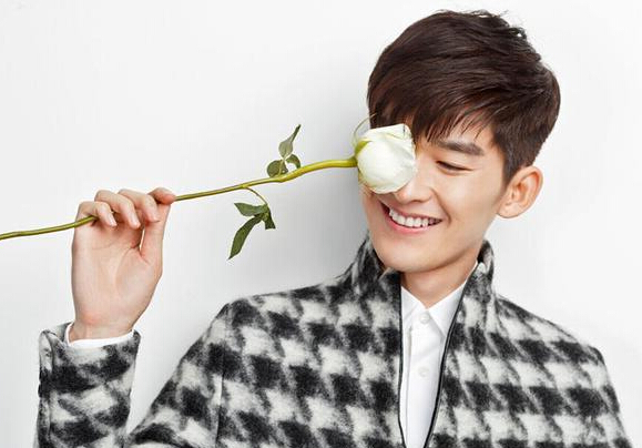 �ź����̵��ڶ��ܳ� �����������ܹ�עŮ��