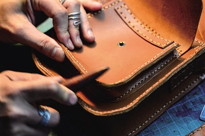 "道坦底"的手工皮匠