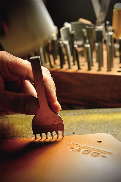 "道坦底"的手工皮匠