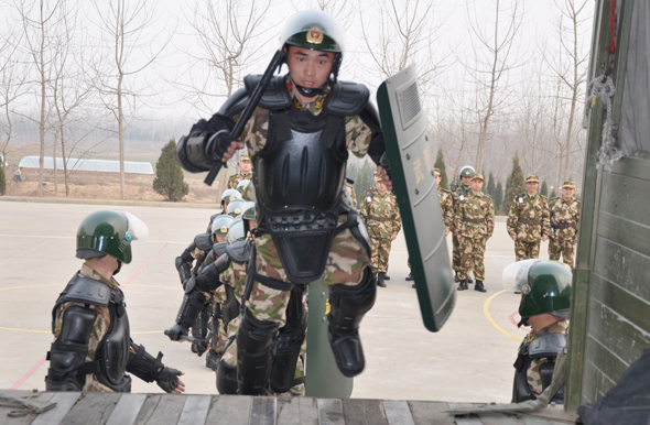 实战演练武警宿迁支队检验机关实兵快反能力